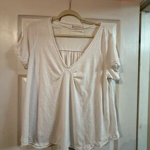 We The Free Cream V-Neck Short Sleeve Top